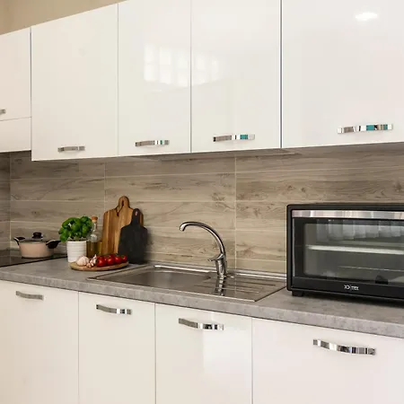 Al Castello Apartament Avezzano